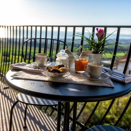 Vista Allegra Pagoda - Villa Con Piscina 科隆内拉 外观 照片