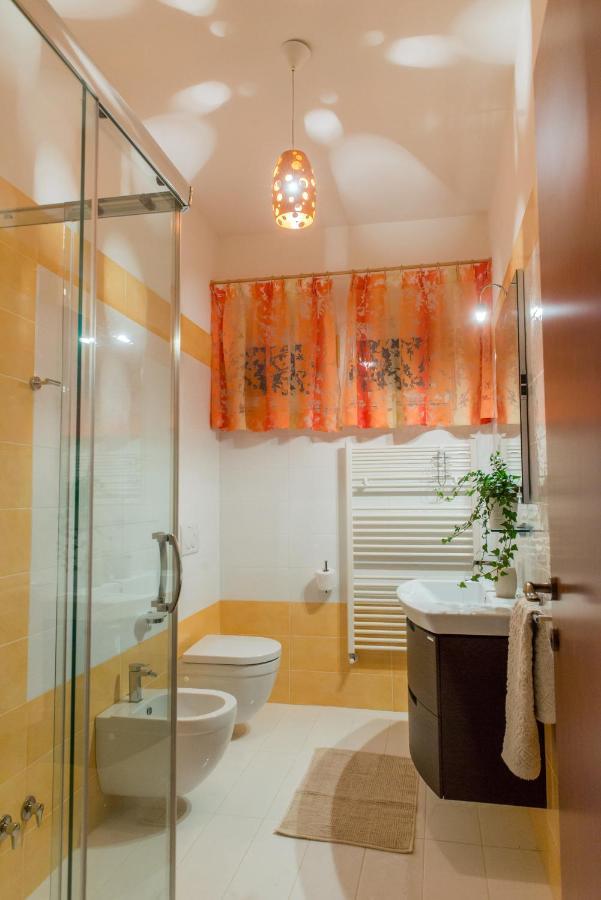Vista Allegra Pagoda - Villa Con Piscina 科隆内拉 外观 照片
